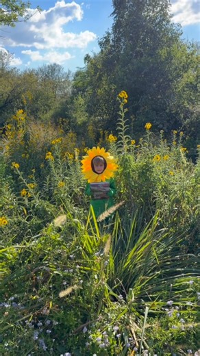 This week on Central Texas Gardener, explore beautiful gardens and the stories behind them with author Pam Penick - Digging and tour a modern backyard habitat. Plus garlic planting tips 🧄 and a peek at inspiring viewer gardens! Tune in Saturday at noon on Austin PBS!🌱 – Stream the full episode and more of your CTG favorites available now on the PBS App pbs.org/show/central-texas-gardener | Central Texas Gardener