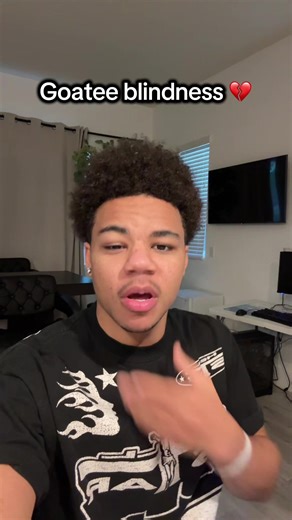 Excuse my lazy eye | goatee