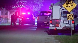 Cable man opens fire during robbery attempt while working in north Houston