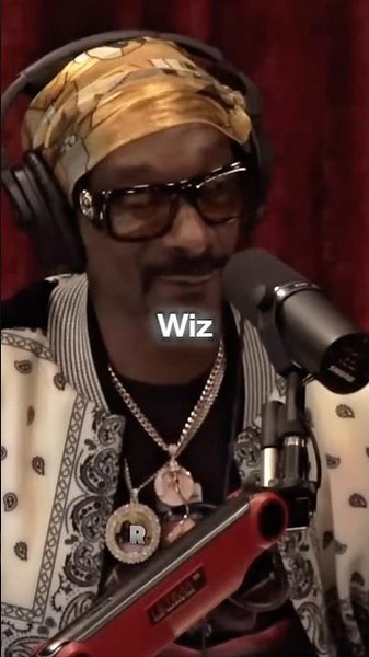 Snoop Dogg Got Jealous of Wiz Khalifa 😂