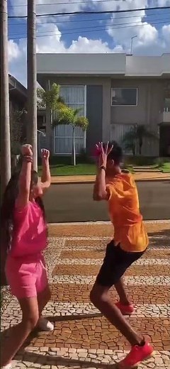 BATALHA DE DANÇA
