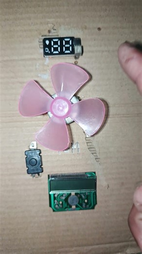Wireless DC Motor 😲 | No Wire Science Magic!