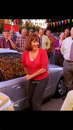 Rachel Adato Banzon on Instagram: "A little stuckle #themiddle #fypviralシ #viewers #reels #viralvideos #followers"