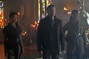 Jonathan Frakes returns to director’s chair for classic ‘away-team mission’ on Star Trek: Discovery