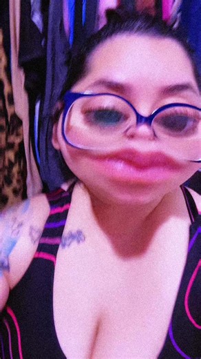 lol I don’t do this but this one’s funny 🤣 taking a break from laundry 😩 @raul_Jauregui89 #funny #fy #husbandwife #fyp