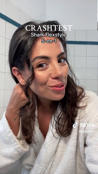 Test de boucleur capillaire avec Shark Flexstyle