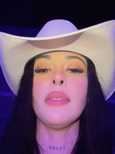 Val Martínez on Reels