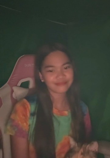 Ellie Banks' Beautiful Dive Cover of Ed Sheeran