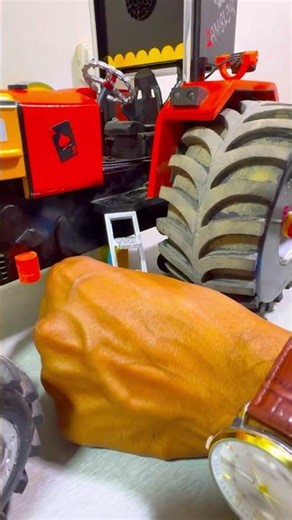 Rc tractor help big tyre chaf cutter machine