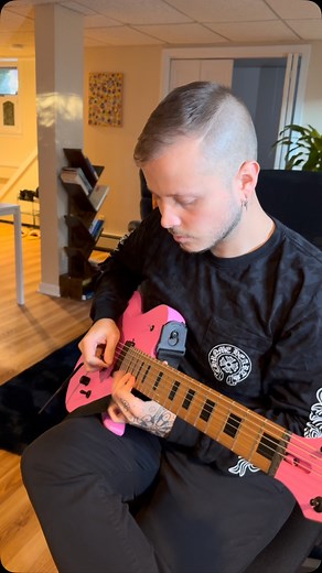 RJ Pasin on Instagram: "#metalcore #posthardcore #rjpasin"