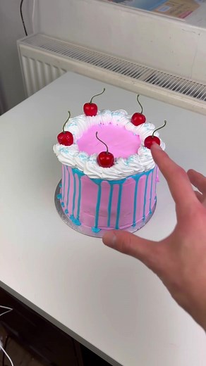 Is this cake or slime? 🧁🥹 full version of tbis with the ASMR is in our bio! #slime #satisfying #asmr #slimefood #cake #slimevideo