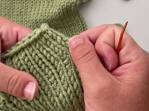 Sweater Seaming Series 1/4: Shoulder Seams in Mattress Stitch