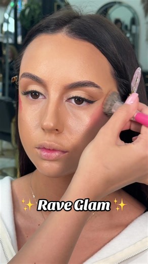 Stunning Rave Glam Makeup Tutorial