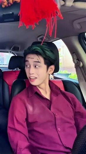 The clown's joke scared Harley Quinn! #cosplay #shorts