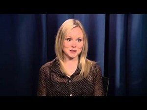 'Newsroom' Star Pill on Early Acting Start