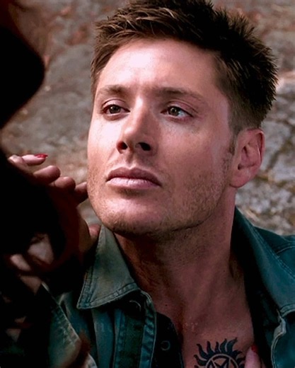Dean Winchester 🌞 | I’m halfway through S12 and I just know I will rewatch this series 1000 times | All gifs found on Pinterest | #Deanwinchester #supernatural #spn #deanwinchesteredit #spnfandom