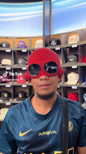 Smiling Gecko Videos Compilation | Anak Syurga Mama Abah