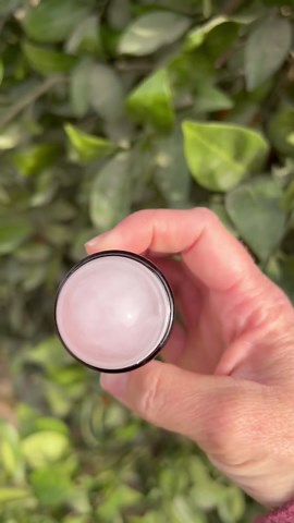 Grandma Flo's Naturals Organic Castor Oil with Rose Quartz Roll On For Face and Body - Glass Bottle, Cold Pressed, Hexane Free, Unrefined - Stimulate Hair Growth, Moisturize Skin (50ml)