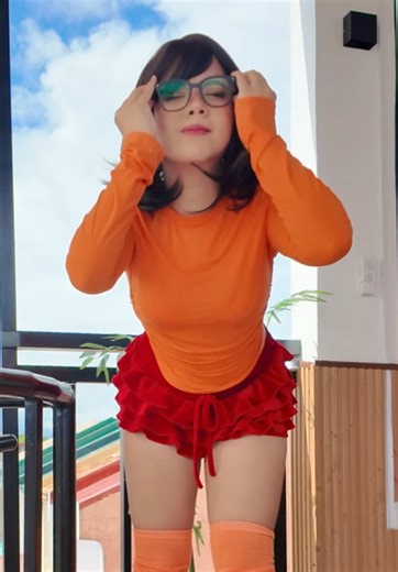 Velma Cosplay Fit Check – OOTD Inspiration