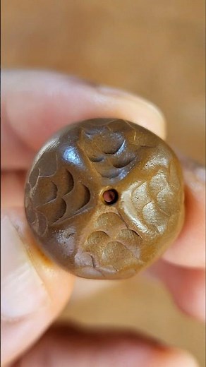 DIY Snake Skin Bead in 15 Seconds! | Terracotta Clay Art #shorts #snakeskin