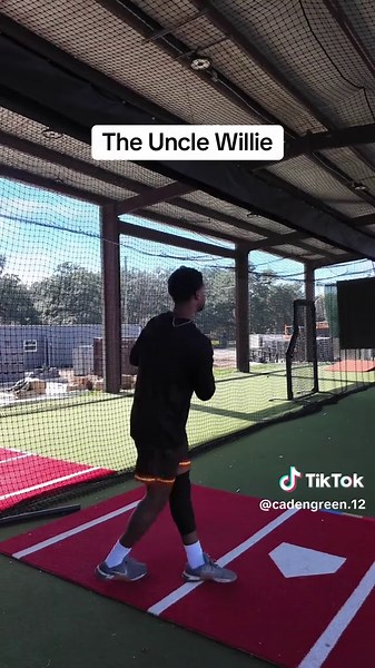 Which one do you want to see in 2026? 😂 @Ron Franklin Jr @Brian Dansereau #batflip #bananaball #baseball #baseballlife #battingpractice