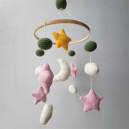 Mobile pour bébé fait main au crochet | Décoration céleste pour chambre de bébé - Etsy France