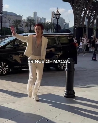 Meet the Charming Hendery from WayV | Exclusive Video