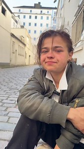 18K views · 703 reactions | Leben auf dar Straße in Bremen #bremen #straßenumfrage #interview #doku #reportage | Alex Straßenleben | Facebook