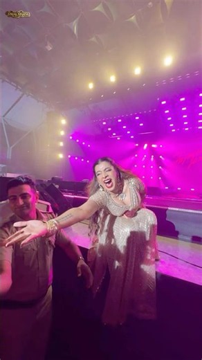 Jasmine Sandlas Goes Crazy With Fans at Delhi Live Show ❤️🔥