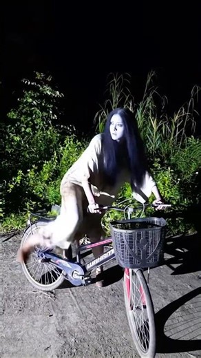 The Ghost Woman Steals the Baby’s Bicycle! 👻🚲👶😱#couple #martialarts #shorts