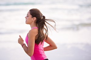 Una rutina de entrenamiento HIIT que te ayuda a ser un mejor corredor