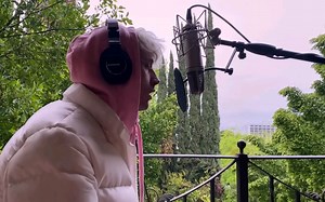 Machine Gun Kelly - Pretty Toxic Revolver