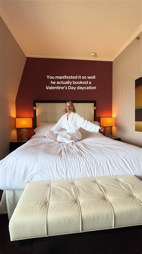 All I wanted was a day at a hotel, room service in robe and spa access 💅💕 #daycation #hotelduringtheday #valentinesdayideas #valentinesdaygift #manifestationtok