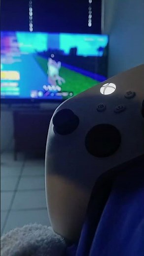 How to dash on controller in blox fruits #bloxfruits