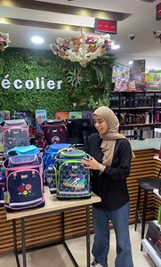 La nouvelle collection BOMI est disponible chez Libraire l’écolier ‼️🙈💙💛🧡💚❤️ | Librairie l'écolier