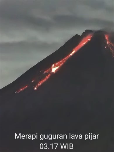 Guguran Lava Pijar Gunung Merapi 19 Februari 2026