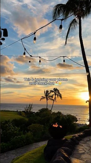 No thoughts just ocean sounds.📍Hilton Waikoloa Village