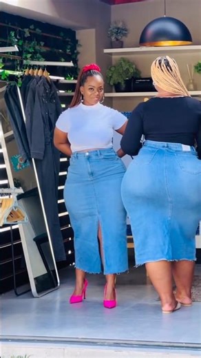 Stunning irresistible denim skirts | Trendy fashion styles for ladies #fashion #jeans #usa