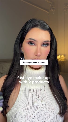 Soft Smokey Eye Tutorial for Beginners with NABLA Cosmetics