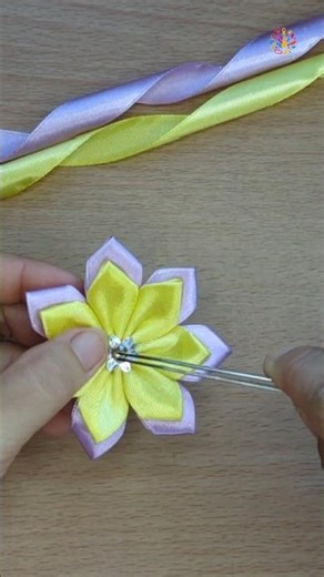 So Easy! Stunning Ribbon Flower You Can Make in Minutes