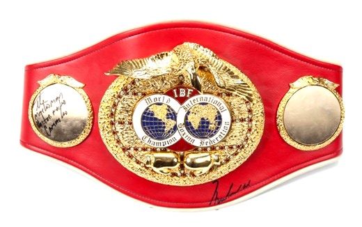 Champion IBF poids super welters -70kg - Boxemag