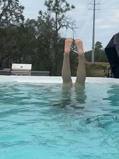 Aleena wins the handstand pool challenge