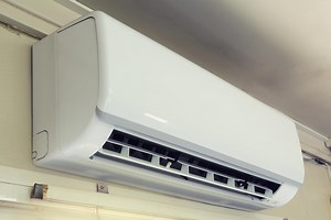 How To Clean A Ductless Air Conditioner [Including The Filter] - HVACseer.com
