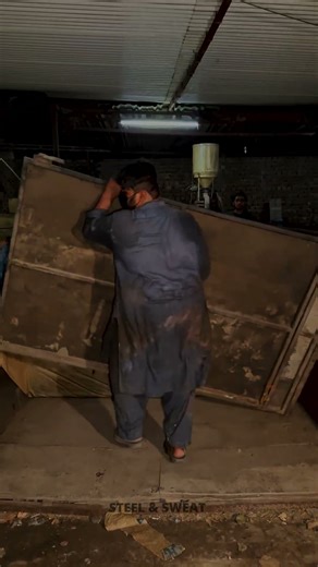 From Liquid to Foam: How blue foam is Crafted! 🧪💙 #polyurethane