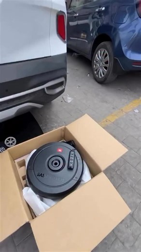 sachin jain on Instagram: "JBL BASS PRO HUB . . FOR MORE INFO & BOOKINGS :~ 📞: 99832 99834 . . #roadkrazecaraccessories #jblbassprohub #jbl"