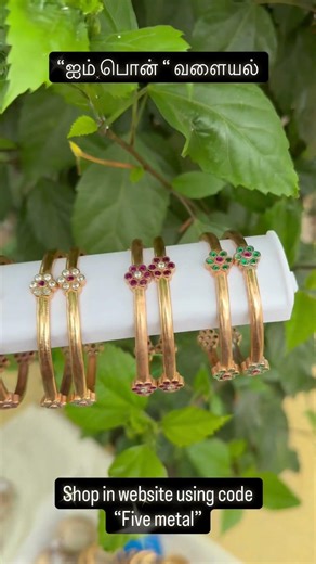 Yaaas, sparkle on! 😊 Rock those five metal bangles! Use code FIVE METAL..for 9865344448