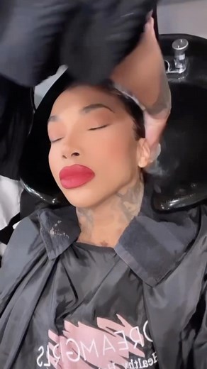 SKY DAYS on Instagram: "OMG y’all! I been seeing @dreamgirlshair all over social media so I had to go see what it was all about!! The growth their customers have is CRAZY! I had my first appointment with @hairbytonya at the LA salon and she hooked me up. I took the hair products home and y’all I’m loving my hair!!❤️"