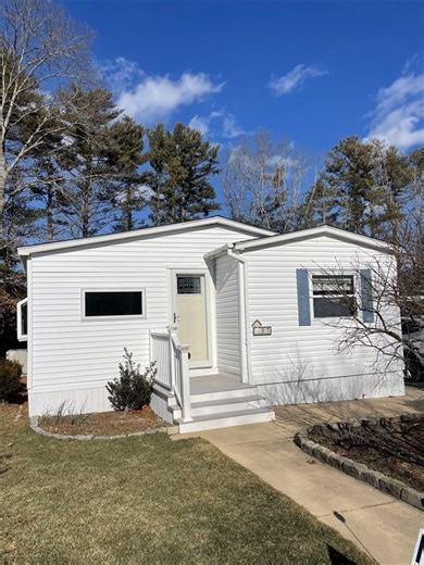 37 Pipers Way, Carver, MA 02330 - MLS 73332596 - Coldwell Banker