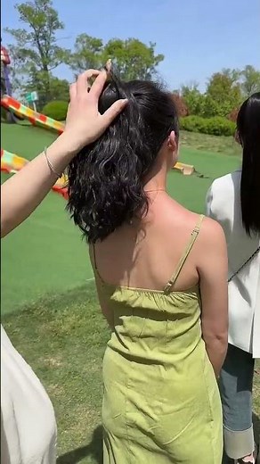 Easy High Ponytail with a Simple Hair Create a Beautiful High Ponytail in Seconds with Hairstyle!