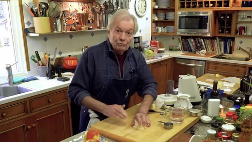 Hello. Here is a classic Apple Tart for you to try with your family and friends this weekend. I hope you all enjoy cooking together and have a good day. Be well. -JP | Jacques Pépin